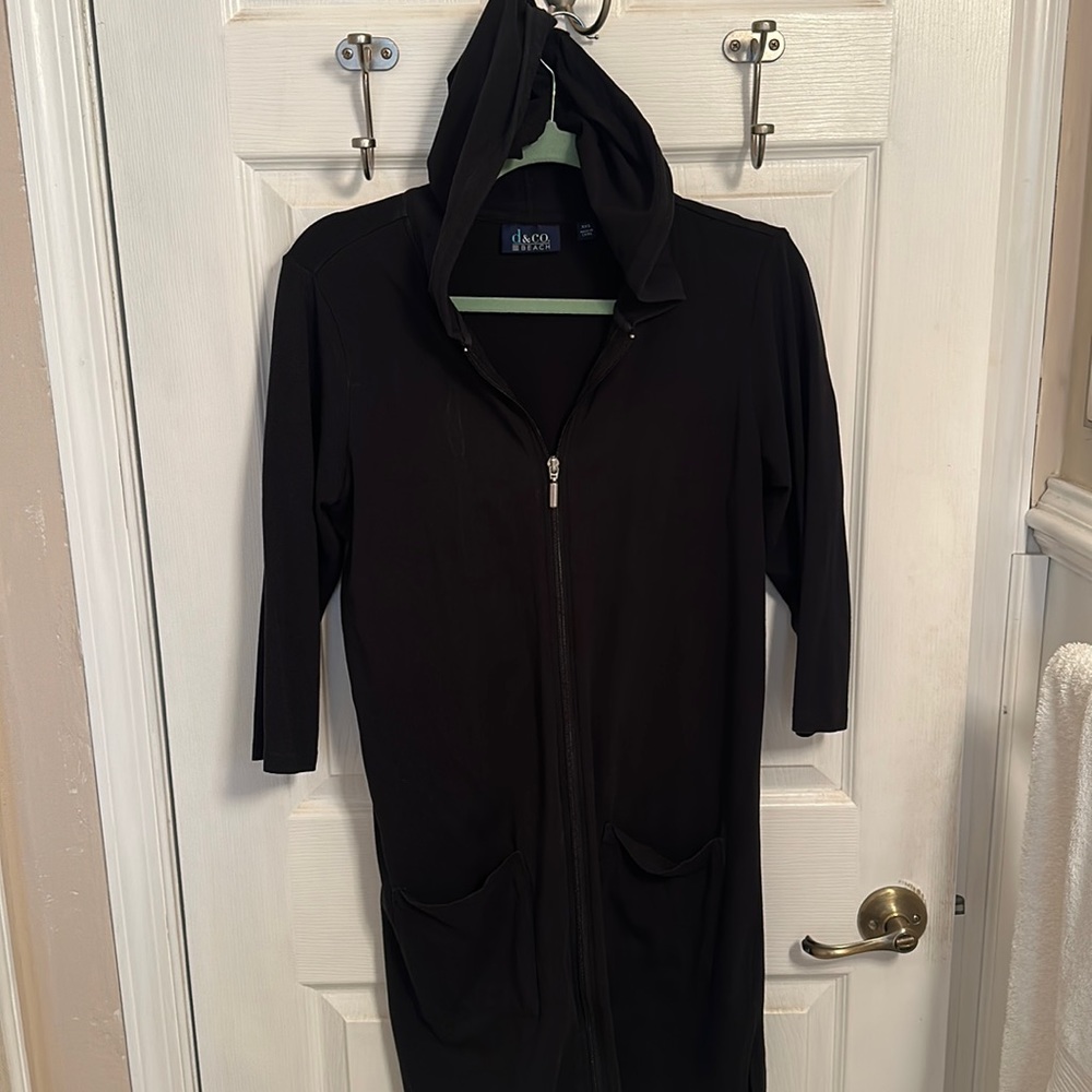 Size XXS Black Denim and Co Beach zip up hoodie coverup tunic, EUC
